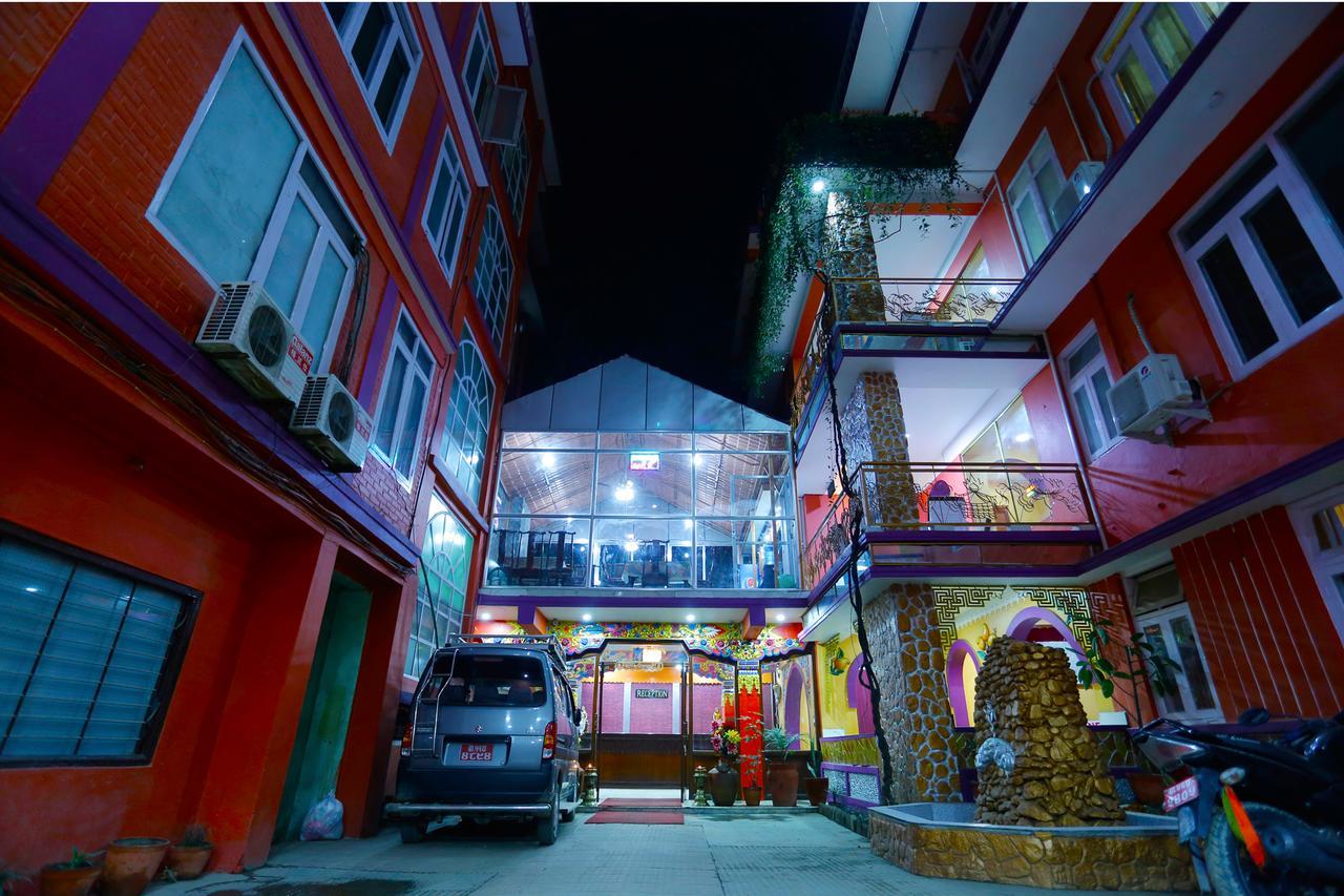 Bishwonath Hotel Катманду Экстерьер фото