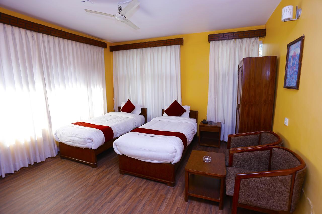 Bishwonath Hotel Катманду Экстерьер фото